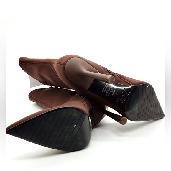 NWT. Zara Brown Stretchy Fabric Sock Style Ankle Boots. Size 8. - Picture 7 of 8